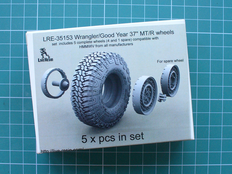 Live Resin 1/35 LRE-35153 Wrangler/Good Year 37" MT/R Tire and Wheels Set 