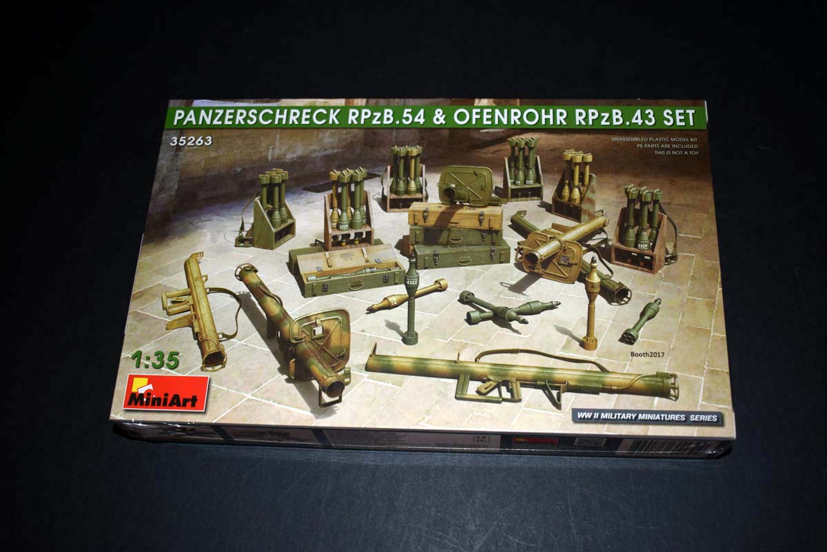 Miniart 1/35 scale Panzerschreck RPzB.54 & Ofenrohr RPzB.43 Set    MIN35263 