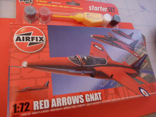 AeroScale :: Airfix 1:72 Red Arrows Gnat starter set Review
