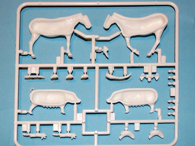 1/35 Tamiya Livestock Set-Military Miniatures Series #128 Models Life Like