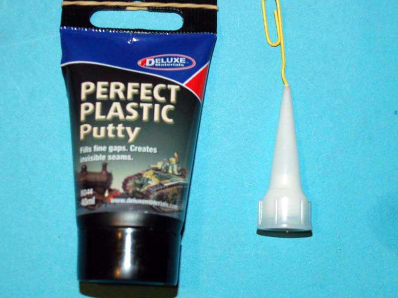 Deluxe Materials Perfect Plastic Putty (40ml)